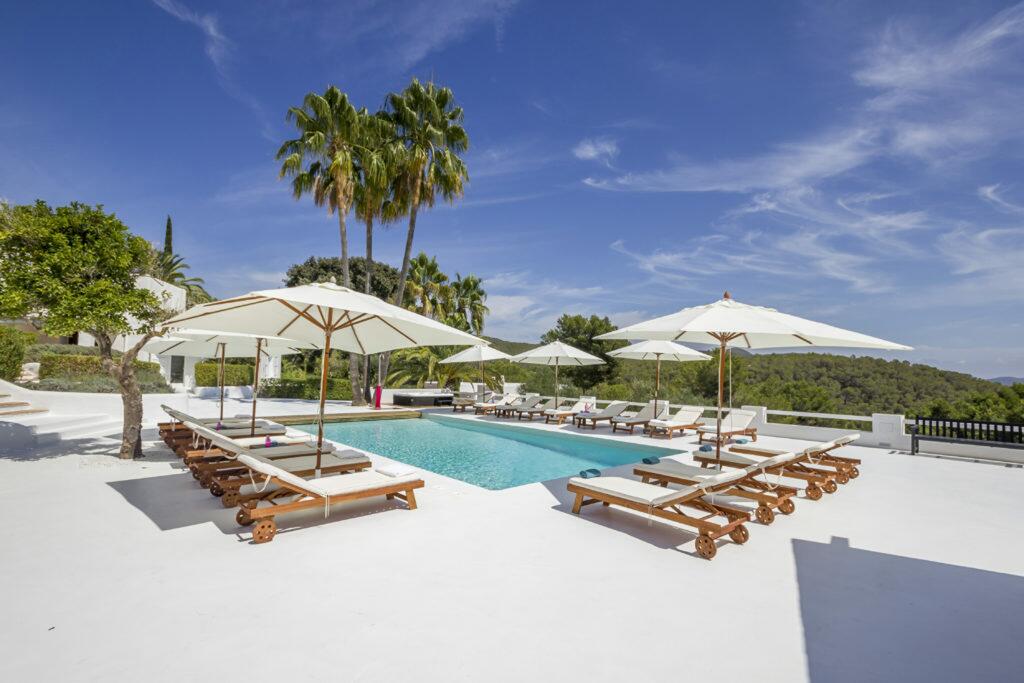 nach dem Brexit nach Ibiza umziehen und den Traum leben