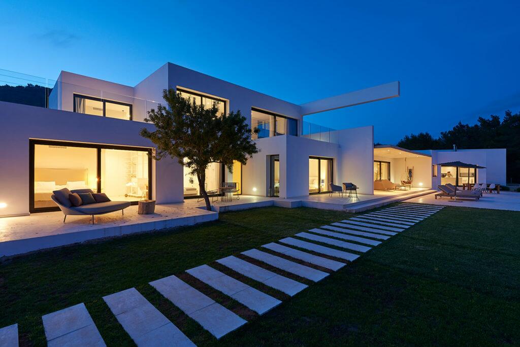 Kosten für den Kauf und Besitz von Immobilien auf Ibiza - Prestige Properties