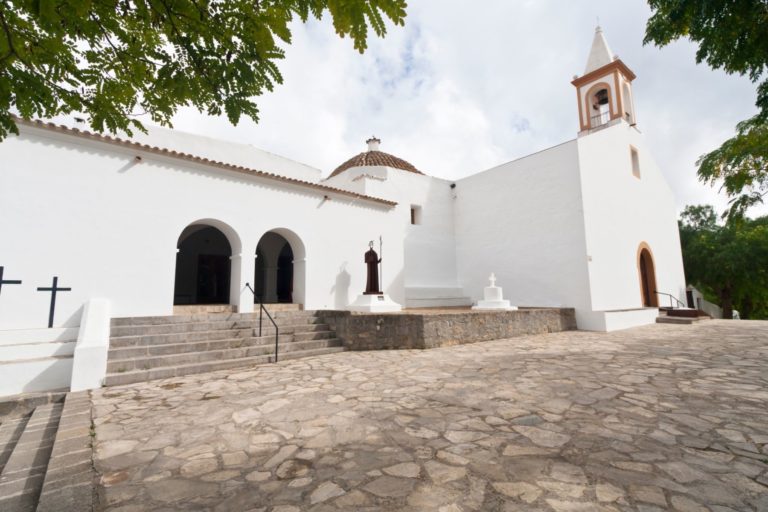 Leben auf Ibiza: Das Leben in Sant Joan De Labritja (San Juan Bautista)