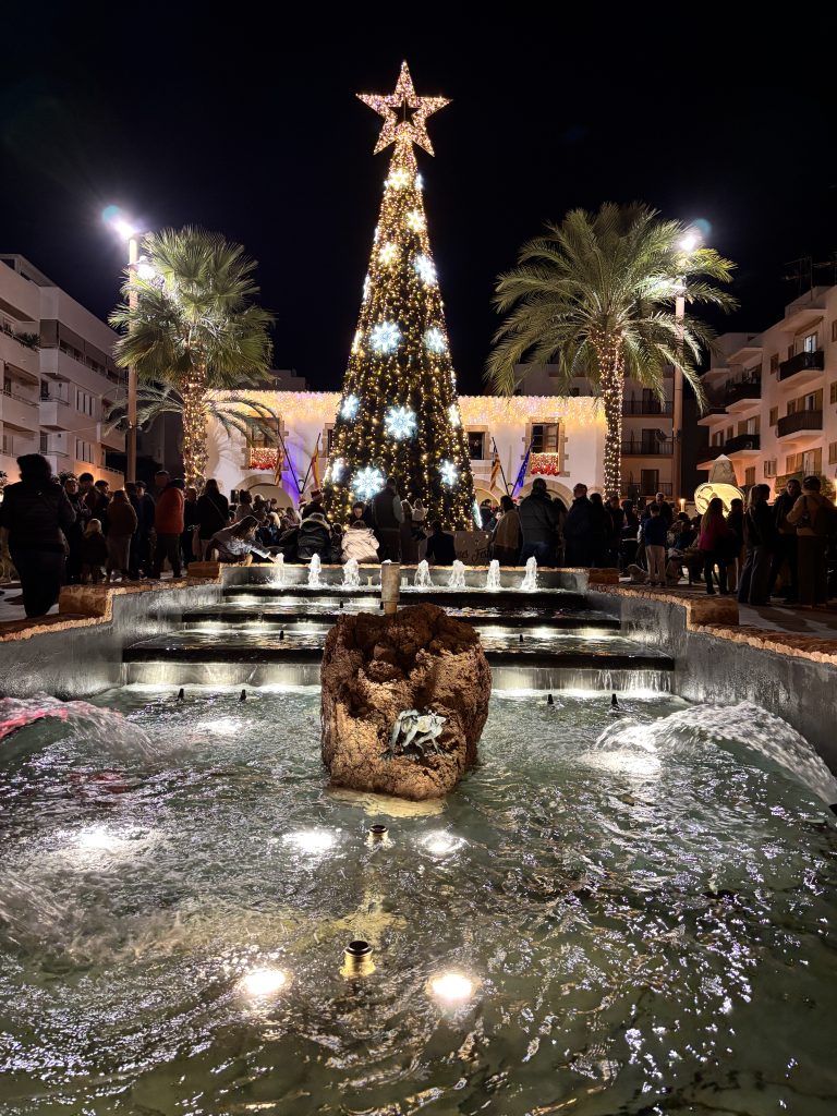 Träumen Sie von einem anderen Weihnachtsfest? Verbringen Sie eine zauberhafte Zeit auf Ibiza
